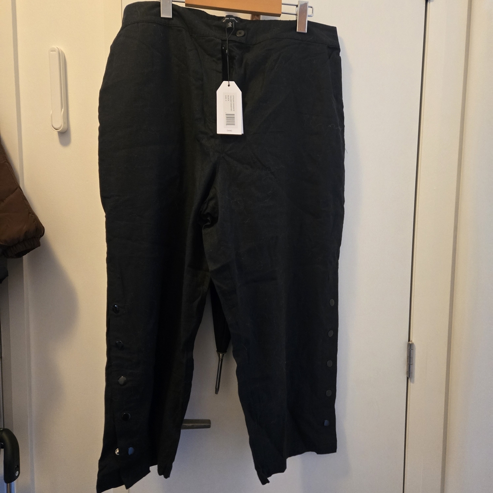 Universal Standard Black Pants with Side Button Snap Detail 17.5 Inches Waist